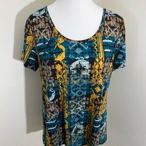 LuLaRoe Classic T Size Medium